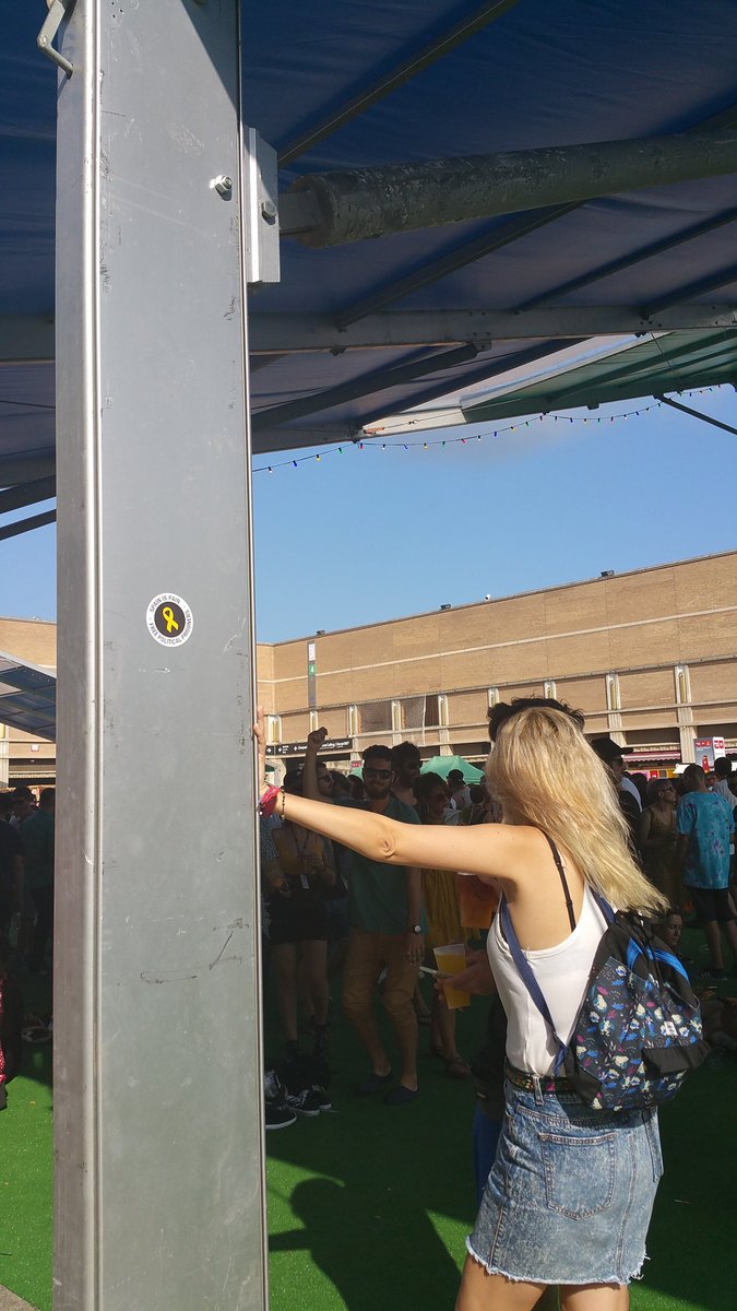 peronelladarago's tweet photo. #Today at #SonarD2018 #sonar2018 Catalonia and catalans always asking for freedom political prisioners! 🎗
#Spain Is Pain
#LlibertatPresosPolítics
#sonarfestival #SonarCalling https://t.co/CDtDNRxbyl