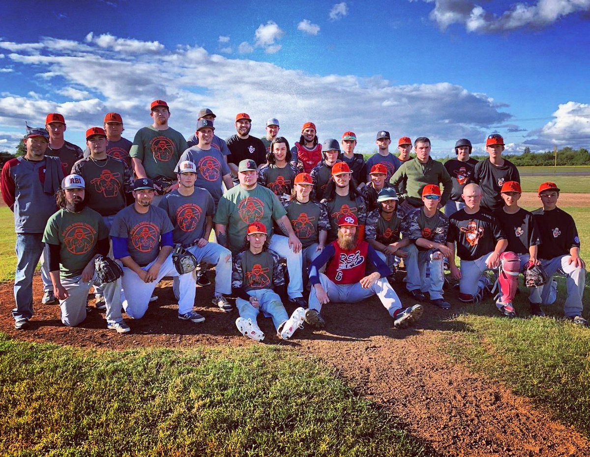 RuralBaseball's tweet photo. Orzy Alumni Game (8 inn)
New Kids on the Block 10
Ol' Dirty Bastards 7
The big lefty upstairs was laughing & so were the fans.
Forever grateful for everyone who came out to celebrate the founder of Rural Baseball Inc!
#Orzy #dirtbagfamily #biginning #leftyloco #baseballgods https://t.co/SWn77hyXfJ
