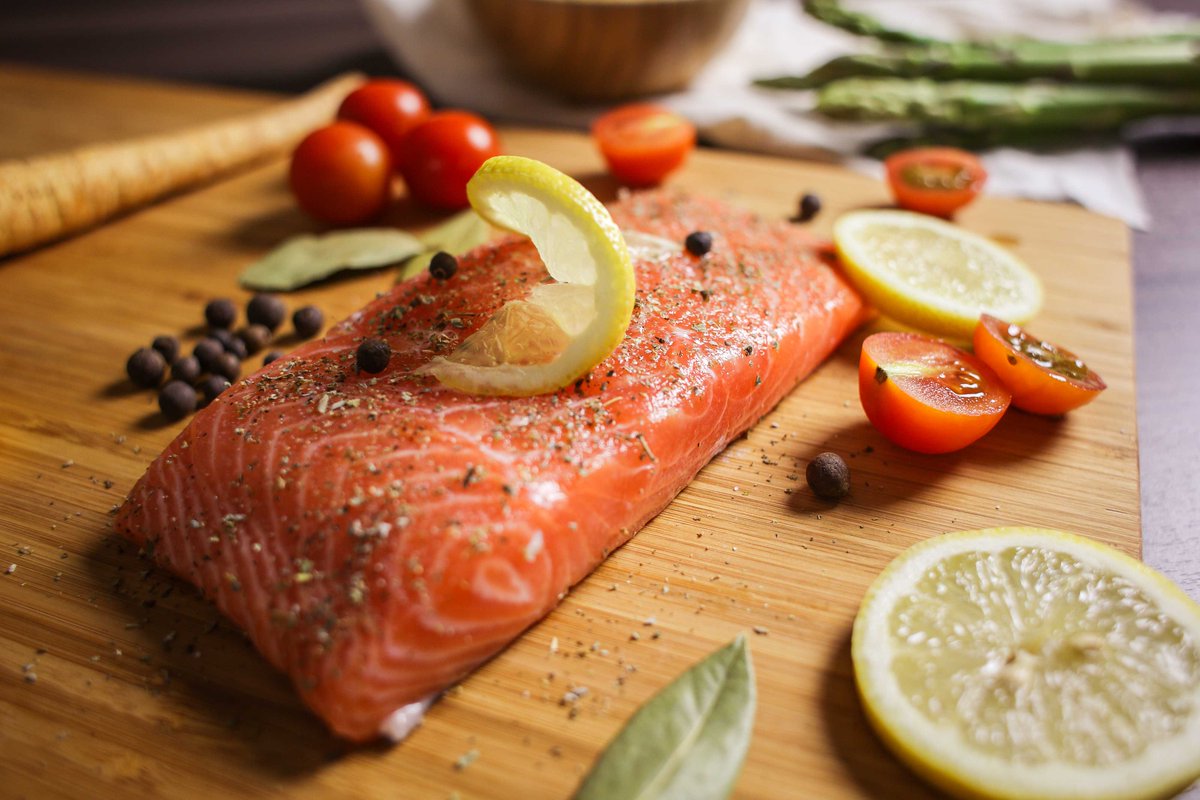 PangeaNutrition's tweet photo. Salmon: An excellent source of #protein and #omega-3 #fattyacids, #salmon has been associated with improved #heart #health. More #MediterraneanDiet nutrition facts at https://t.co/KJEsVxmtsn
#healthy #nutrition #nutritionfacts #MediterraneanDiet #PangeaNutrition https://t.co/1d5TJq28BQ