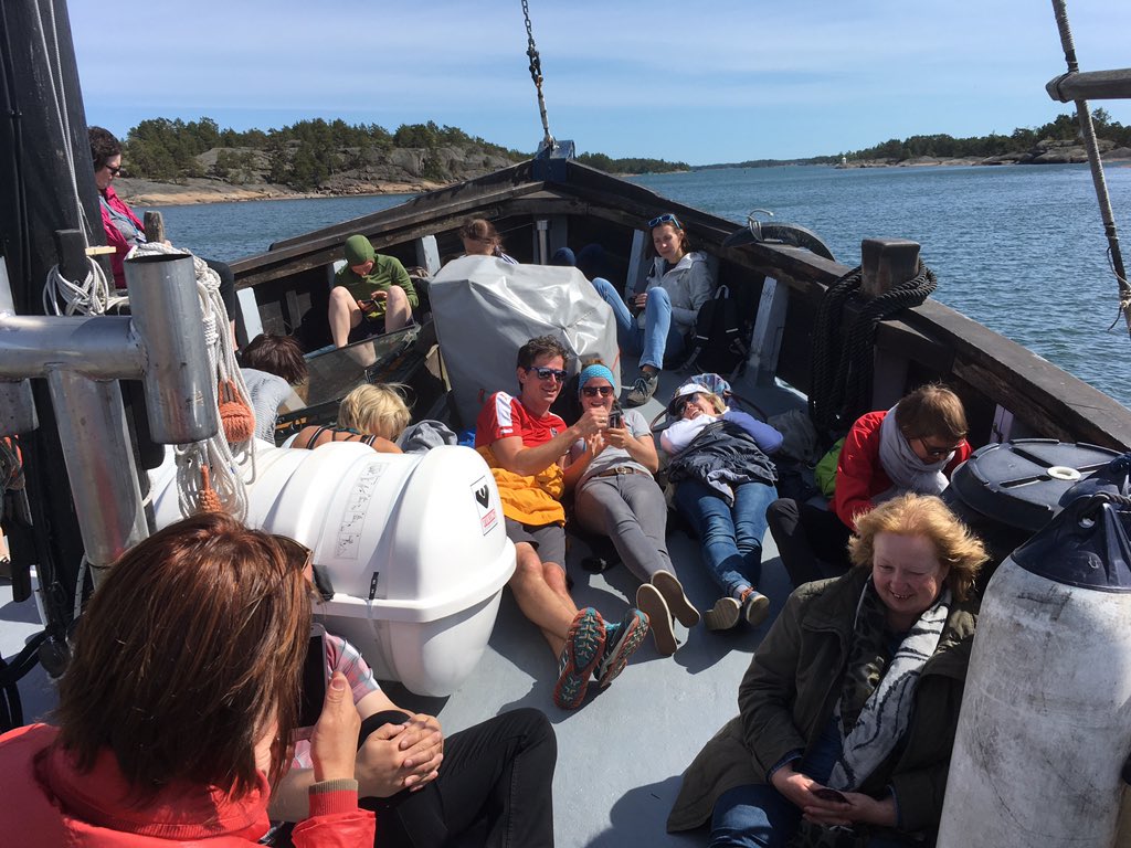 Laura Jänis tweet media