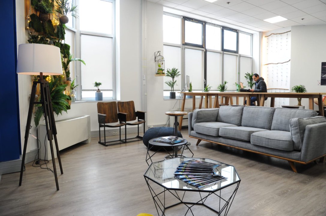 VilleColombes's tweet photo. @TechData_FR inaugure aujourd'hui son nouveau Business Solutions Center, un centre technologique innovant, sur 500m², Avenue de Stalingrad #Colombes #entreprises #TechData #TechDataFrance #technology https://t.co/glkvgf9mrS