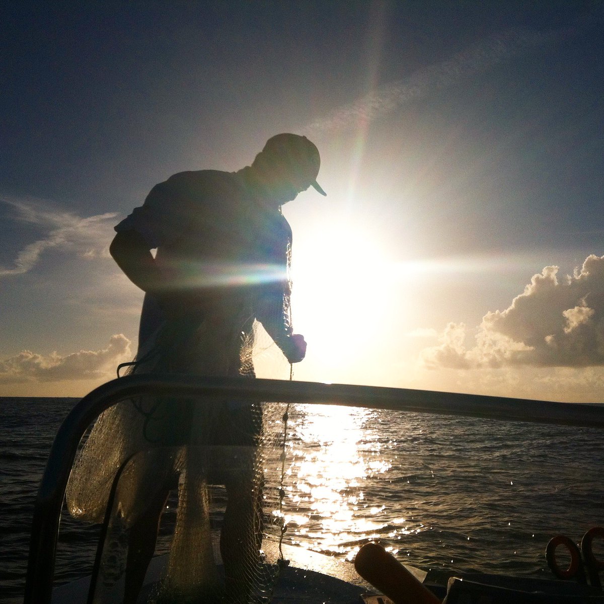 dockdecoy's tweet image. Early morning fishing is the best fishing! #dockdecoy #dockanddecoy #castnet #casting #fishing #bait #dockhats #lovewhereyoulive #charleston #charlestonsc #explorecharleston #charleston #westashley #offshore #inshore #inshorefishing