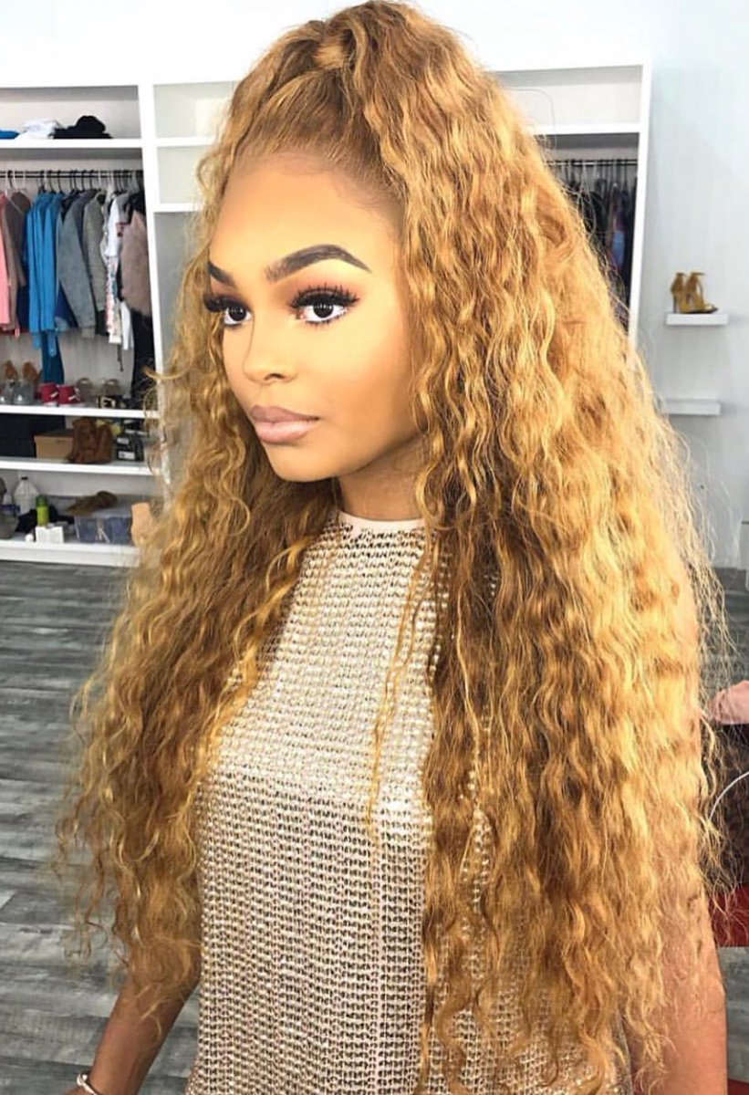 snobmobb's tweet photo. “Festival Season in Full-Effect”🔥🌟
“ Beychella Inspired Look” Suscribe To @IamMinglee YouTube Page;iamminglee86 💕💕👑🎬🌟🔥⭐️For All Detailzzz Hair(Indian Curly)#snobmobb#snoblife https://t.co/L31UP8xjXV