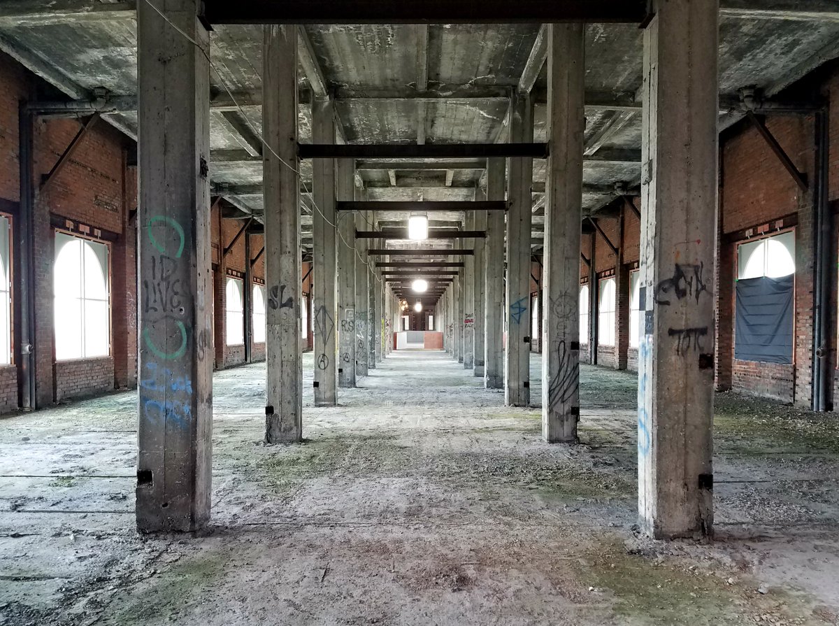 GreatLakesGeo's tweet photo. Historic Michigan Central Station - we are so excited to be a part of this project! #DETROIT @HistoricDET #FORD @LaserScanning #surveying @LeicaGeoUS https://t.co/vyfboR9csT via @detroitnews https://t.co/nOGESTk9ms
