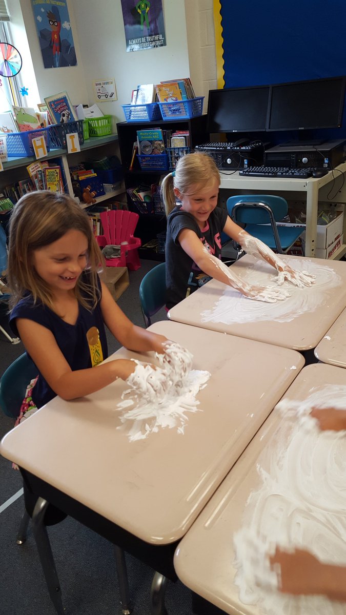 DCESJFachler's tweet photo. Shaving cream....always fun!! https://t.co/72lGxmizVT