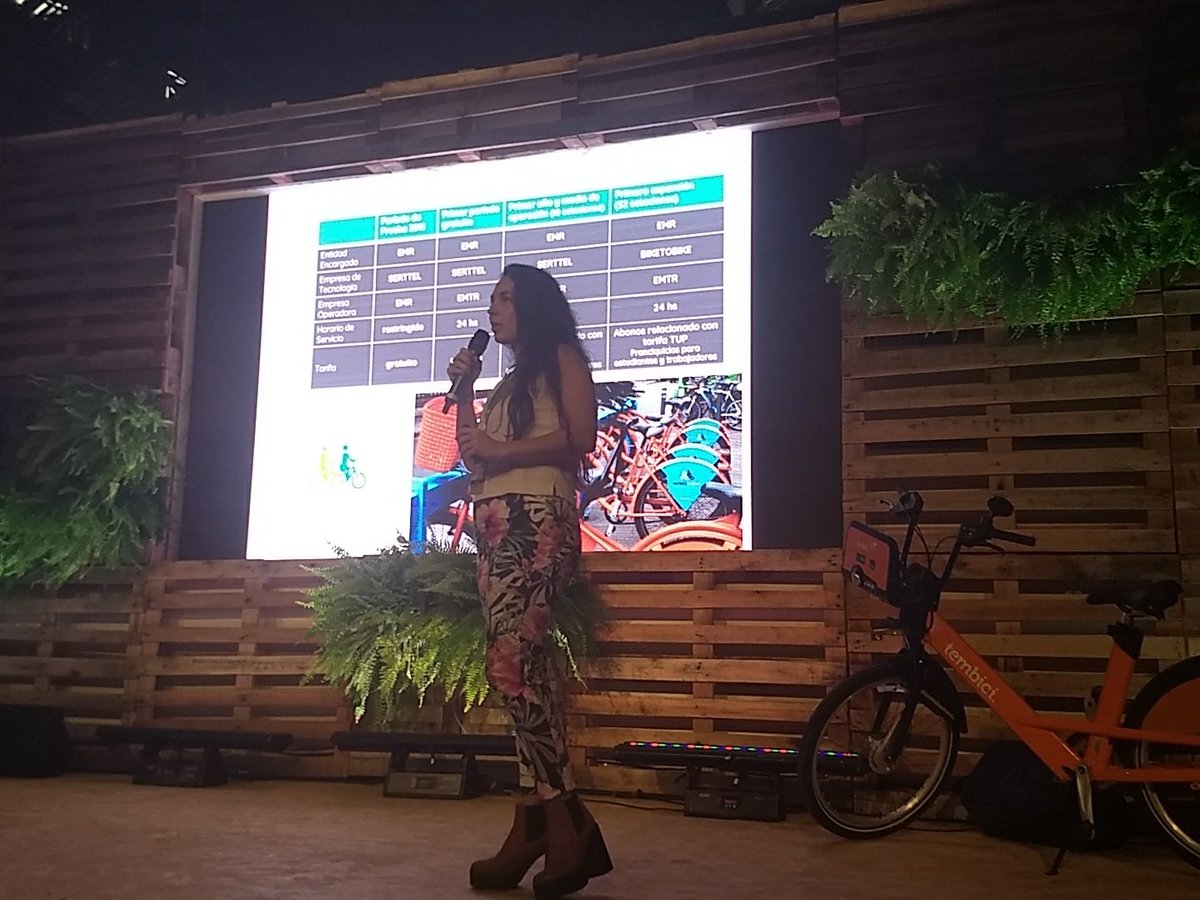 "Not all #cities are ready for a #bikesharing system. The good news is that all they need to do is start preparing and we are working with <a href="/eubikeshare/">PEBSS</a> on the @LatinoSBP to give them guidance on this" <a href="/figueroaeme/">Mariel Figueroa</a> from <a href="/rosariociudad/">Rosario Ciudad</a>