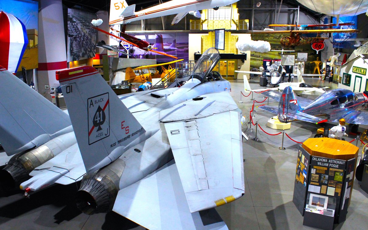OralRobertsU's tweet photo. F-14s, @NASA, and space robots … how do these aerospace items fit into a communications career? Ask ORU graduate Rachel Zsolnai, who turned her internship into a communications position at the Tulsa Air and Space Museum &amp; Planetarium / @TASMPLT https://t.co/e9mE8fVqzT