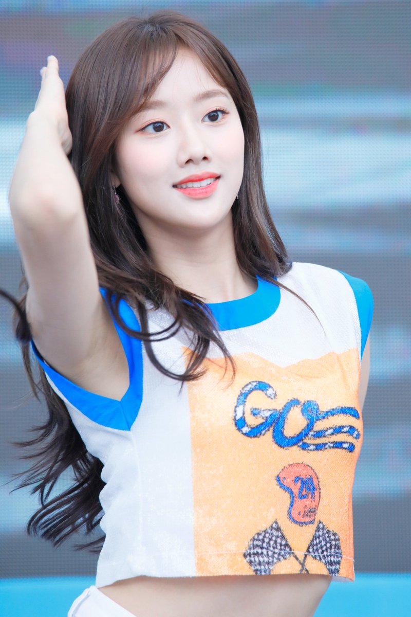 Sayg A Twitter 牛肉デー 子供大公園 April ナウンちゃん 에이프릴 Sayg A Twitter 牛肉デー 子供大公園 April ナウンちゃん 에이프릴