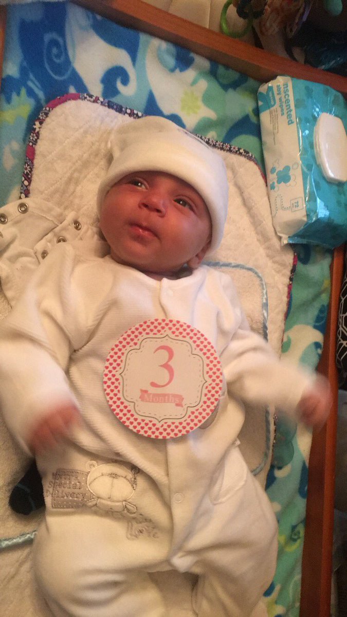 lullabiess__'s tweet photo. Baby boy is 3 months old https://t.co/RIY6euOpiA