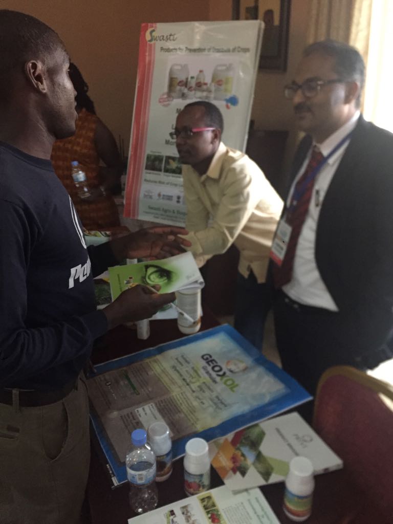 IR_IGP's tweet photo. Prior to the closing session, #IRIGP entrepreneurs jointly display #Innovations from the focus sectors of #Agriculture #Health #IT #Leather &amp; #RenewableEnergy at the Technology Expo of the "Business Accelerator &amp; Capacity Building Workshop" #SharedProsperity #SDGs #India #Rwanda https://t.co/hPngzUjmji