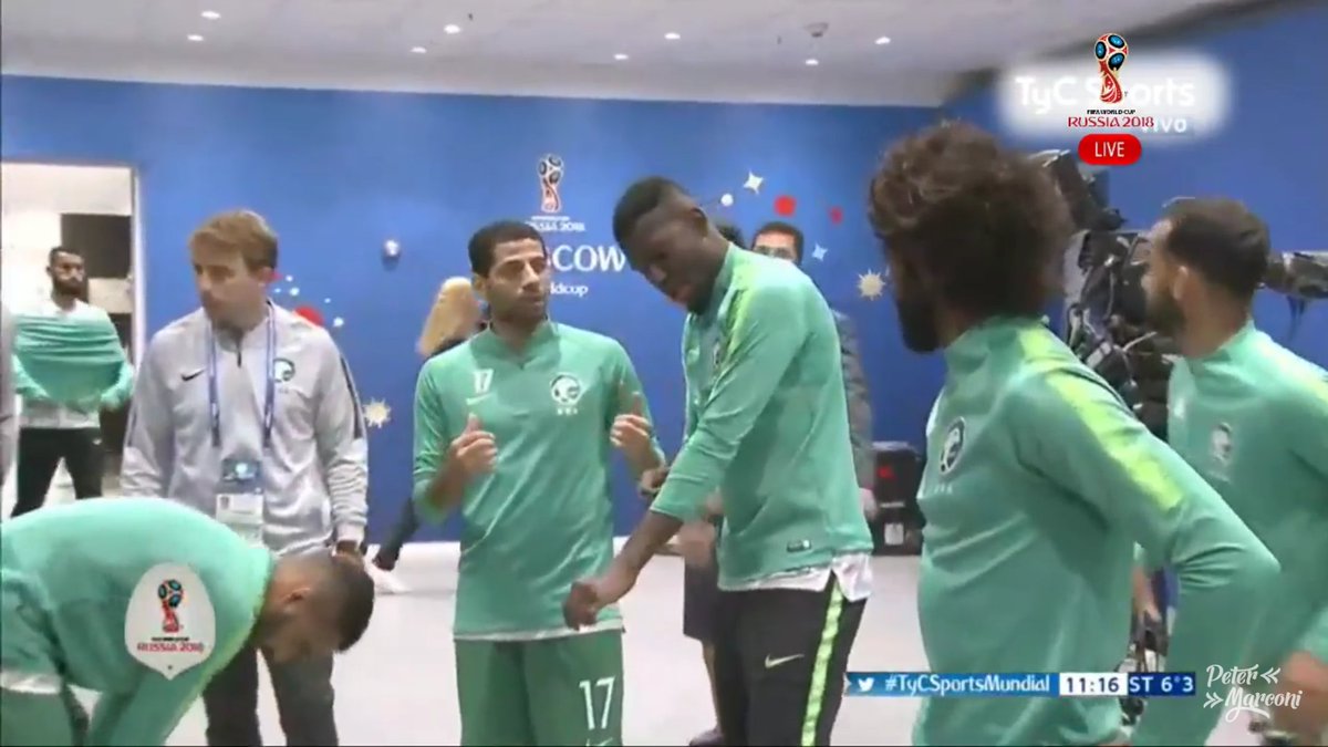 Riverita1924's tweet photo. Inicia el mundial #Rusia2018 imagenes de la Inauguración y el calentamiento de Rusia  y Arabia Saudita, selecciones q jugaran el primer partido de la #CopaMundo2018 @RadioNacionalsv https://t.co/noyvTyPBKa