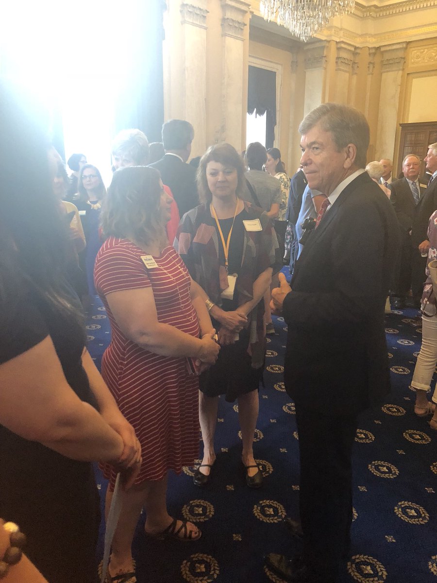 CaraGerdiman's tweet photo. Thank you @RoyBlunt for being such a champion Child Advocacy Centers and mental health. So thankful for your hard work protecting child victims! @NCAforCACs @MOKidsFirst #LCon18 https://t.co/4VBLaNK1EA