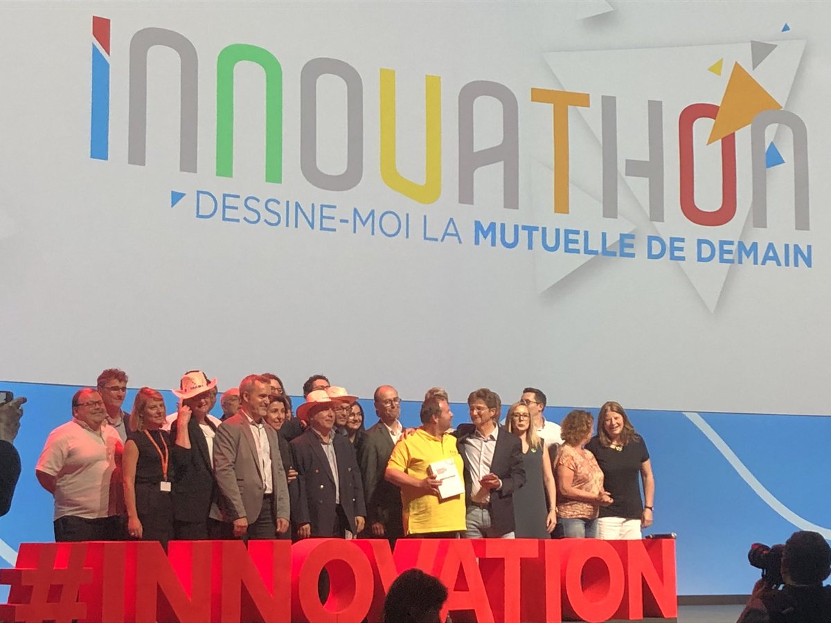 Bug_Agency's tweet photo. Le grand gagnant de l’#innovathon est le groupe 6, avec le thème la mutualité 100% inclusive. Bravo aux gagnants et également à tous les participants. #innovation #hackathon #MutCongrès https://t.co/NL2oBs9lN9