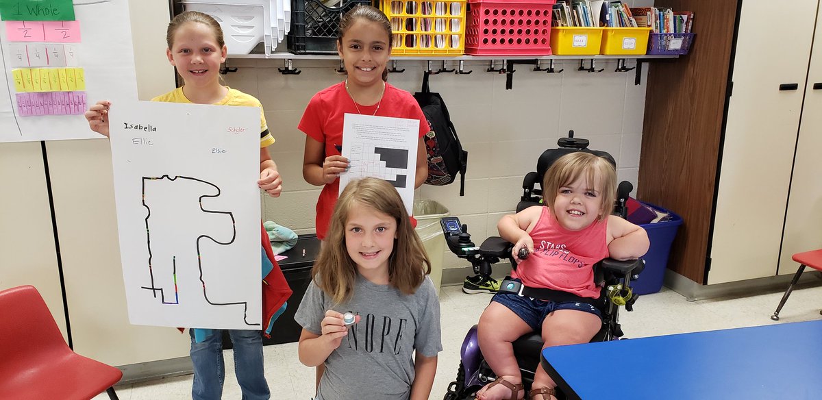 trautmantroops's tweet photo. #WeAreMC #SavannahSavages My winning Ozobot team! This team used the most color codes and their bit finished their track correctly! #girlswhocode @TdunnTroy https://t.co/GkzwyjC9ev