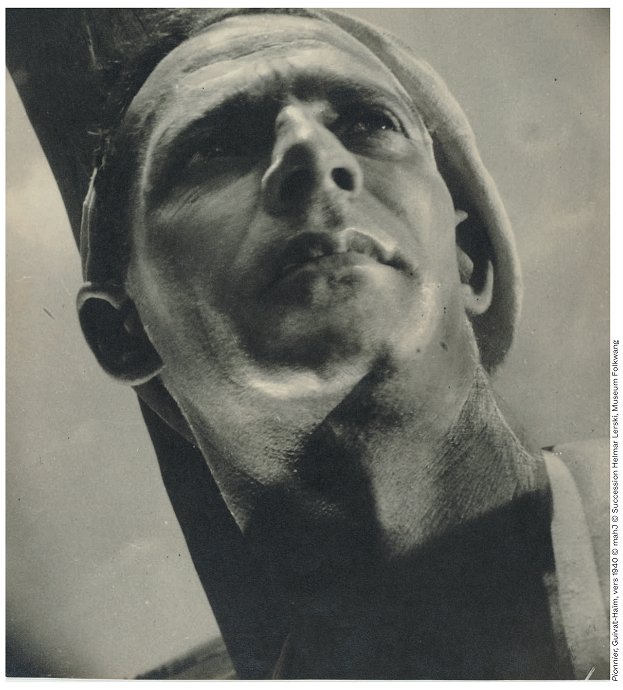 MurmuredArt's tweet photo. Helmar Lerski. Pionnier de la lumière https://t.co/TVHrGaBSUY https://t.co/gqOaggfp4F