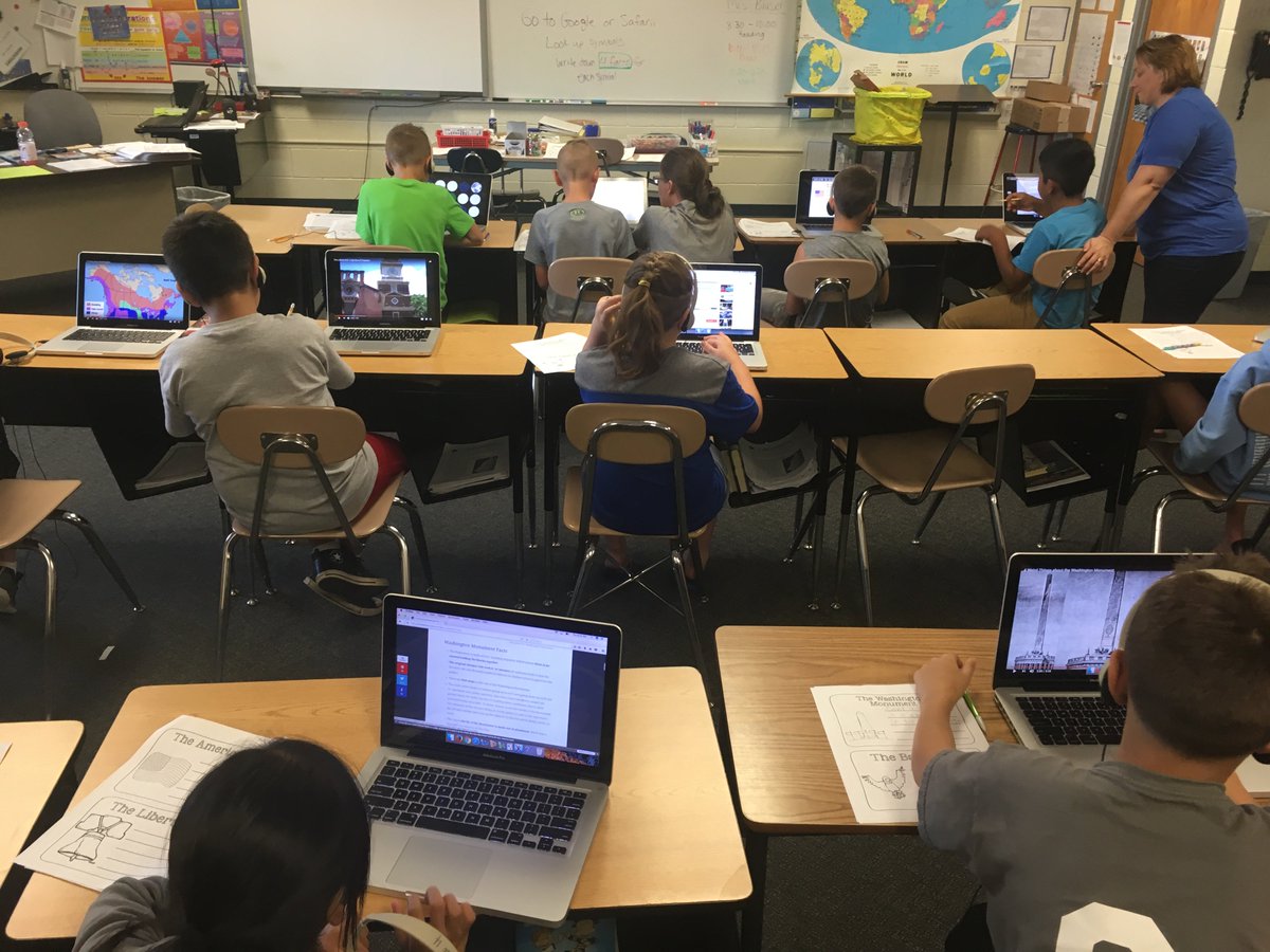SCElemSchool's tweet photo. Dragonfly artwork and 'American Symbols' research @PCElemSchool today!  
@mary_hruska 
#lakeviewvikes
#summerschool https://t.co/PsAthcGuJw