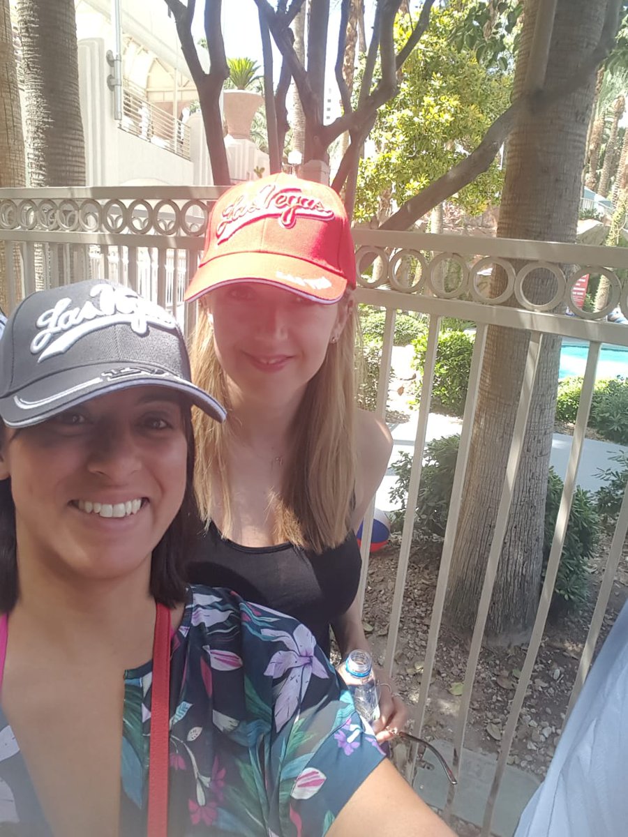 astridgilberto's tweet photo. When in Vegas! #hattwins 🤣🤣🤣 https://t.co/TfiPyc1U1k