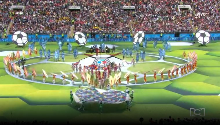 Yadi_RC's tweet photo. Comienza oficialmente el mes donde tu marido, novio, padre, hermano, amigo ¡No te pela! Disfrútalo 😅 #Rusia2018 https://t.co/CJm0KocsMv