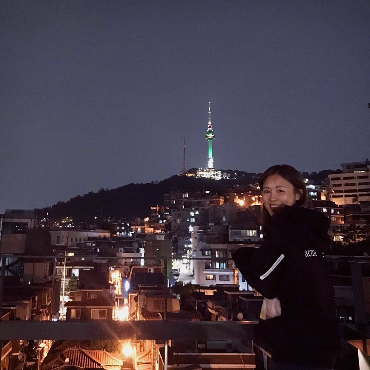 arange_0822's tweet photo. ㅠㅠㅠ 고독방 사진 무슨일... 예뻐 😂😂 https://t.co/pveDjHBOEB