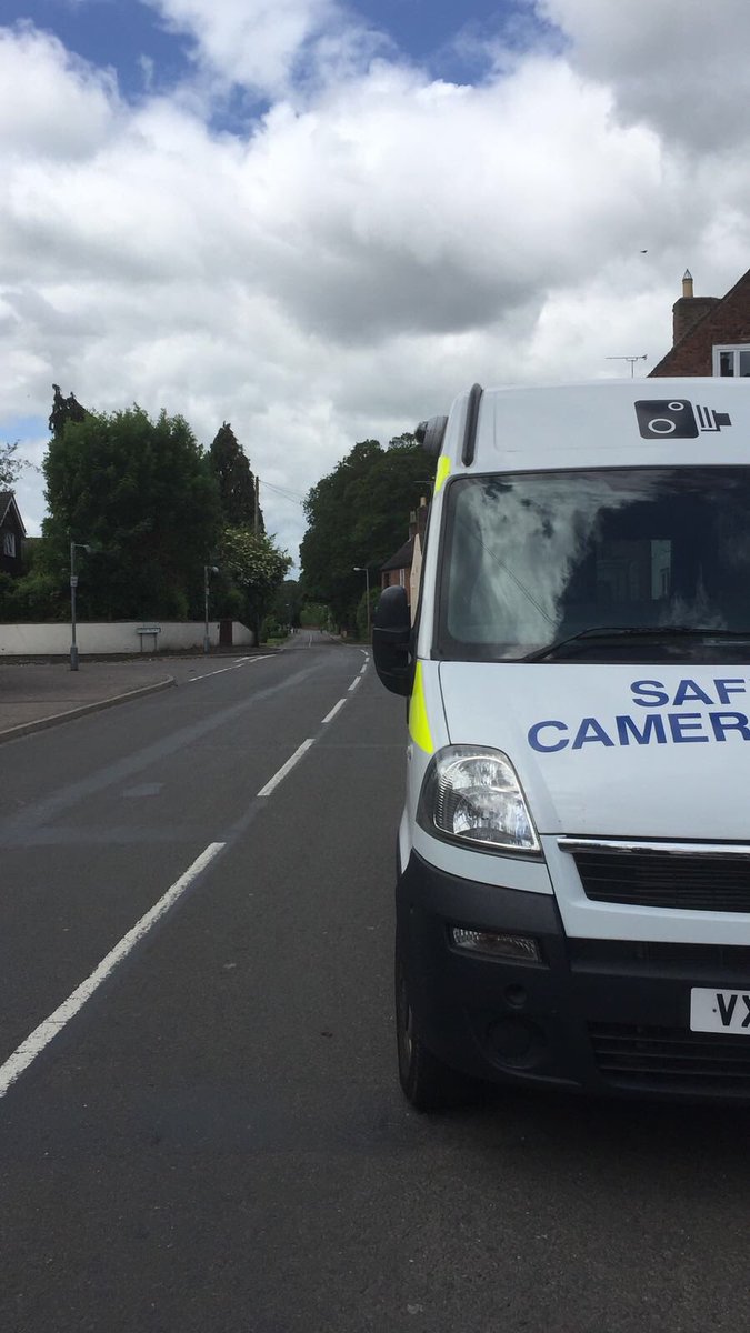 StaffsCSW's tweet image. Safety Camera Van tasked to Main Road Barton today supporting CSW. 5 vehicles caught over the limit #lettersinthepost @EStaffsPolice