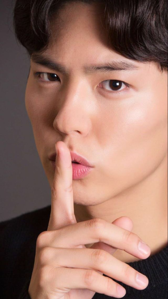 miss_divina0325's tweet photo. Sssshh...gumnight na sa mga beshies natin bogs!ππ
See you on a Saturday,sana walang ulanπ
#HappyBogumDay616 #HappyBogsDay #Bogummy @BOGUMMY @ConnzLiam @kimsienna29 @bluekc04 @xmonik913 @MilesUrmeneta @bascotaba @officialbogumph @panibe_jennifer
cto https://t.co/hcUJz9JFfd