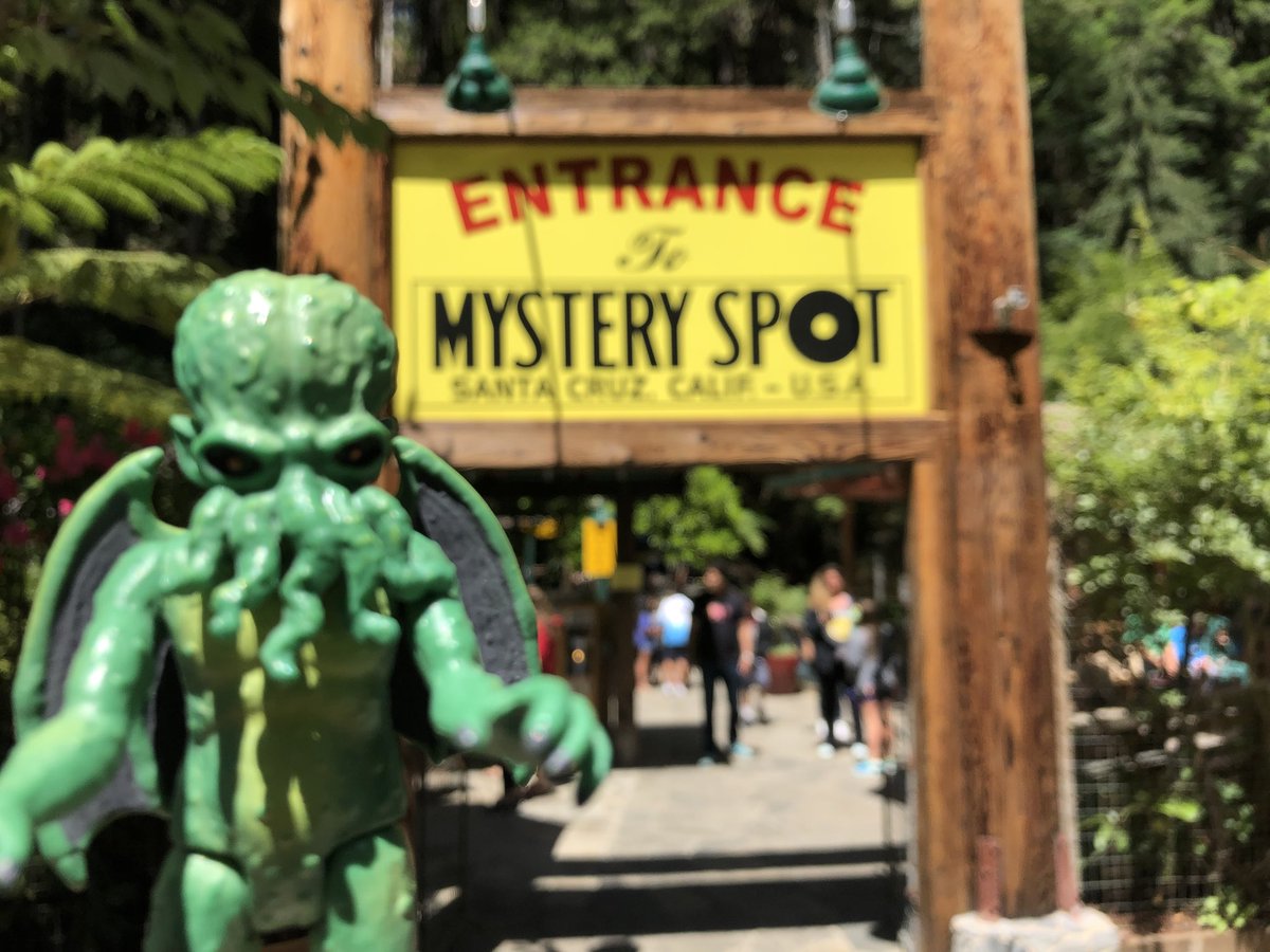 SoCalCthulhu's tweet photo. The true theory behind #mysteryspot #santacruz is I rested there eons ago. Pshaw! On the ufo and fault line theories. #Cthulhu #warpotoys https://t.co/Fnlv282XE0
