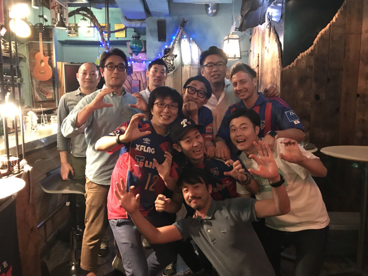 seiyauramatsu's tweet photo. https://t.co/J8Aw88lc9S魂ー！！！！！
一般人として観に行ったけど、いじってくれたり、乾杯やらせてもらったりありがとうございましたー！！ https://t.co/GGHBHlBydG