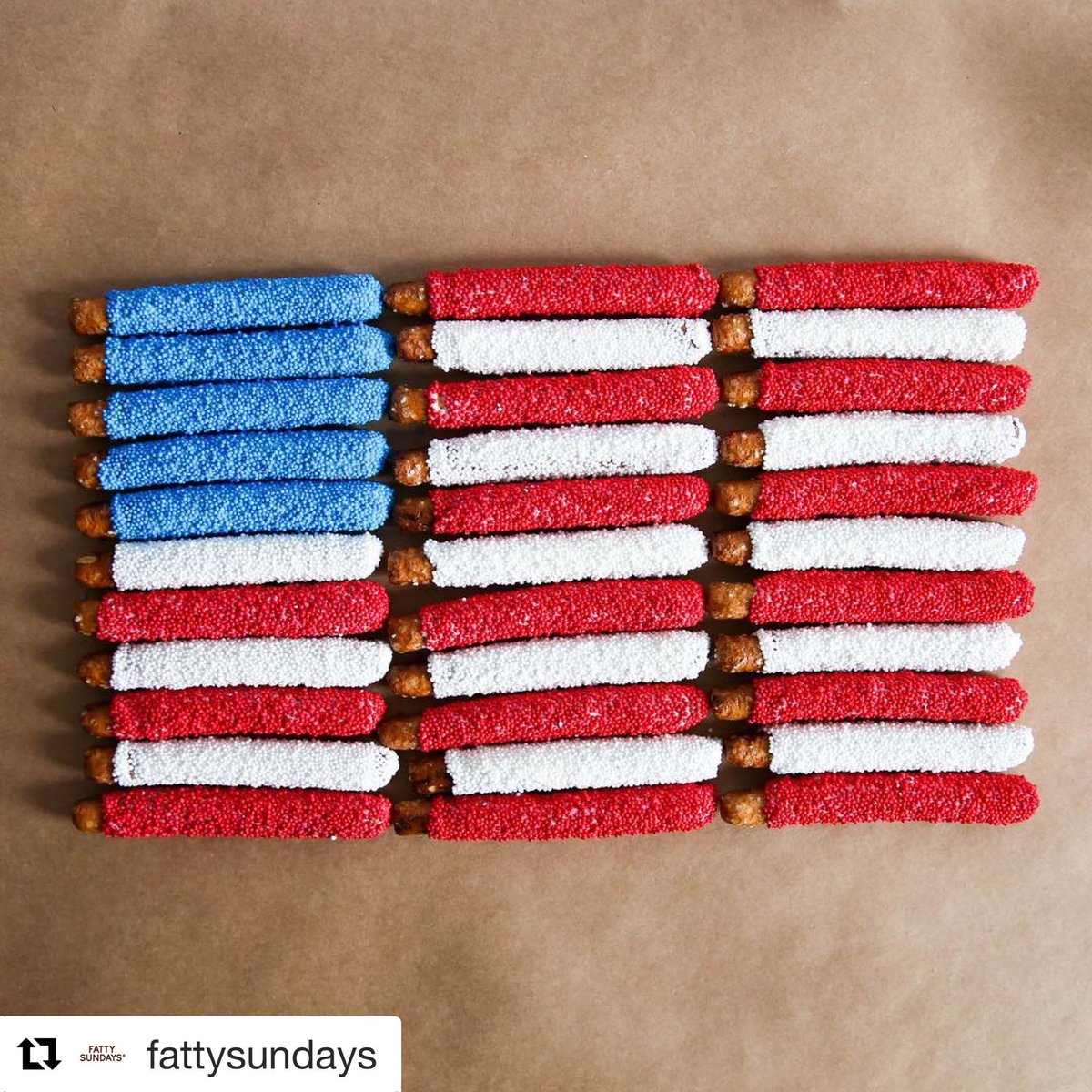 Happy #FlagDay! Celebrating with this tasty treat from #BKEATS2018 exhibitor <a href="/FattySundays/">FATTY SUNDAYS</a> customized for the holiday.