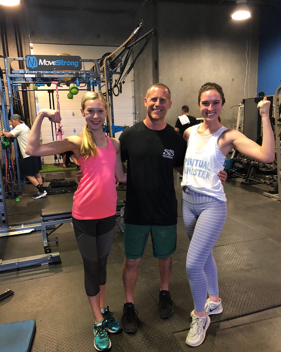 MissGCOT's tweet photo. I had the best workout at @stsnation and feel #limitless and ready for Miss Arizona's Outstanding Teen! I can't believe state is only a week away! Thanks Scott!#missazsponsor #raiseavoiceforchildhoodcancer #shareaheartofgold #katedoinggreat #missgrandcanyonot2018 https://t.co/9kFClaD232