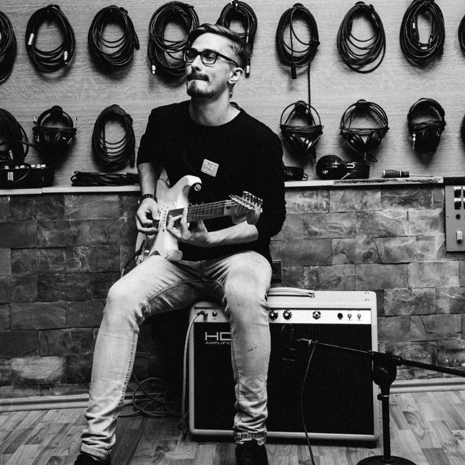 Russian jazz guitarist, now based in Prague. 2 years ago founded an 8 piece band and want to tour the world with them. Nearest gigs in CZ &amp; Germany. 
Stay tuned! #Jazz #Jazzguitar #Russian #Prague #ontour