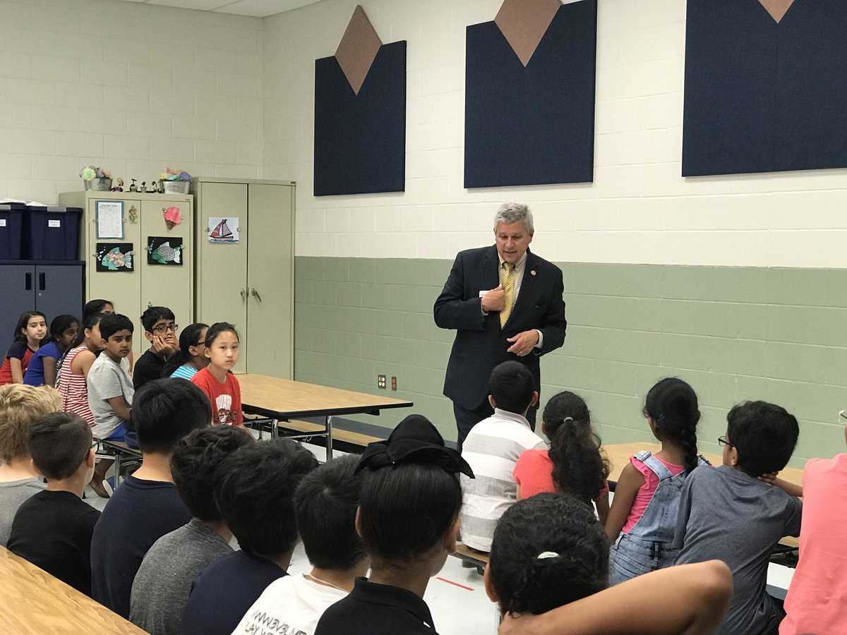 Donna Daley tweet media