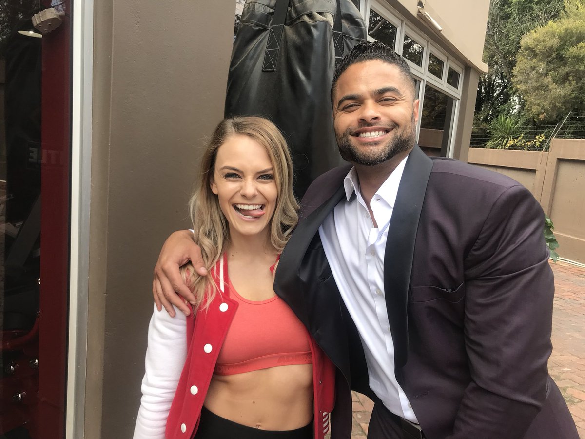 LaurenJenae's tweet photo. Always a fun time with @chrisjaftha Teaching me how to get them abs 💪 for @EntFilesSA! Catch him this weekend #EntertainmentFiles https://t.co/QKvefpgCjb