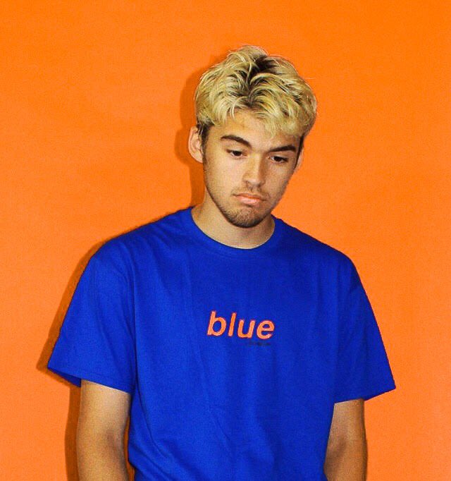 SpotsMobile's tweet image. Starting his own clothing line in high school, @cloudpoolco creator and designer Ian Laizer is the person to ask for any advice on starting your own business. Join his Q&amp;amp;A in the Atlanta Chat tomorrow at 7pm for a chance to win your very own Cloudpool tshirt and mug! #streetwear