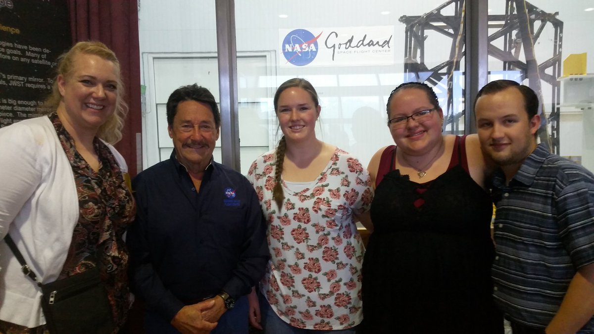 DebbieSciTech's tweet photo. #Optimusprime voice, Peter Cullen, recorded a PSA with these amazing Ss for their winning #stem work @sshs_yrbk @sshssbo @SevierSchoolDis https://t.co/z3c4xiJguK