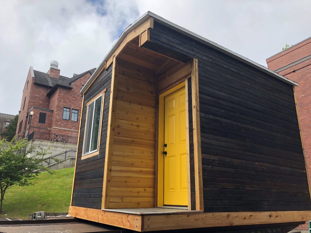 SouthSoundMag's tweet photo. The ninth grade class at @AnnieWright1884's Upper School for Boys recently built a tiny home for a homeless community. https://t.co/hOmABNXd99 https://t.co/7LtAXlwUIw