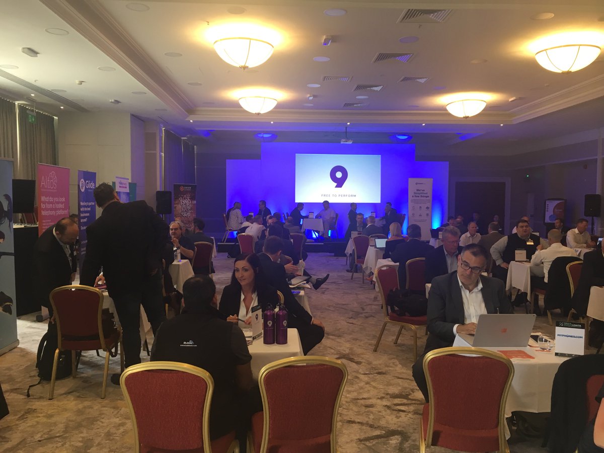 onecompartners's tweet photo. We're all having a great time at Margin in Voice & Data today! Looking forward to dinner and entertainment this evening π₯ #MIVAD2018 @Commsdealer https://t.co/dDUCPBmSpD