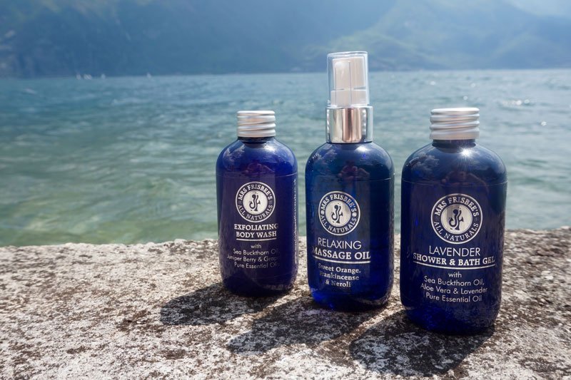 JulieFrisbee's tweet photo. Great photograph and article by blogger @PollySnell https://t.co/AvT49TH58W
#Skincare #Vegan #naturalbeauty #naturalhair https://t.co/MGGP3xQAAb
