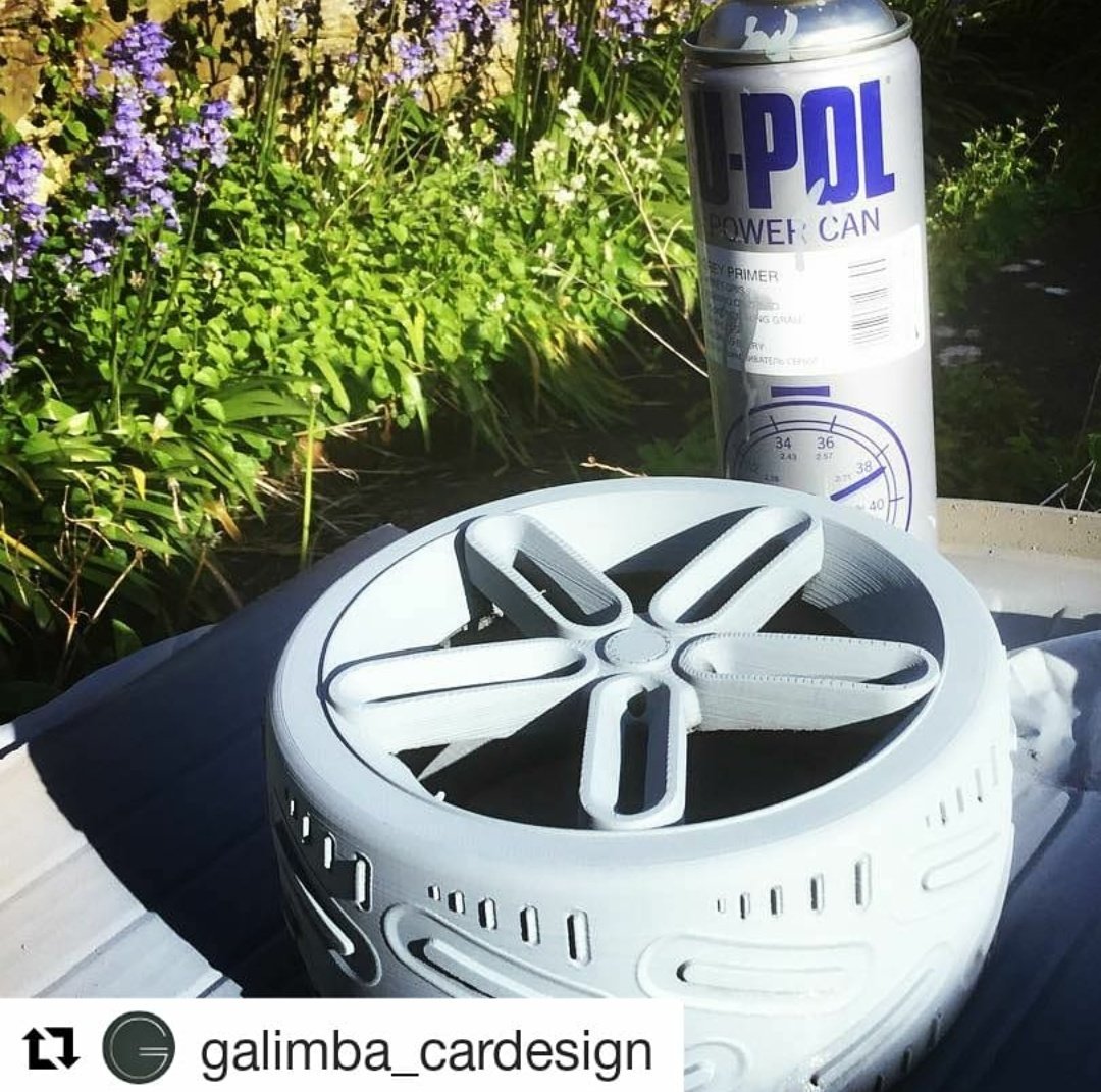 #postproduction. Easy to print experience due to low warping and no smell. After that... A wheels'painting session!!! #automotive #3dprinting #fiberforceitaly #abspro #nosmell #nowarping #absprofilaments #printserious