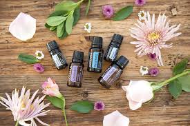 holistic_lab's tweet photo. Few places still left for our class tonight on INTRODUCTION TO ESSENTIAL OILS - MANAGE YOUR FAMILES PHYSICAL AND EMOTIONAL HEALTH call Sue on 0203 3620 9010 for a free ticket or book on eventbrite https://t.co/kC44ZB2Z4q https://t.co/B87uO8SHgl