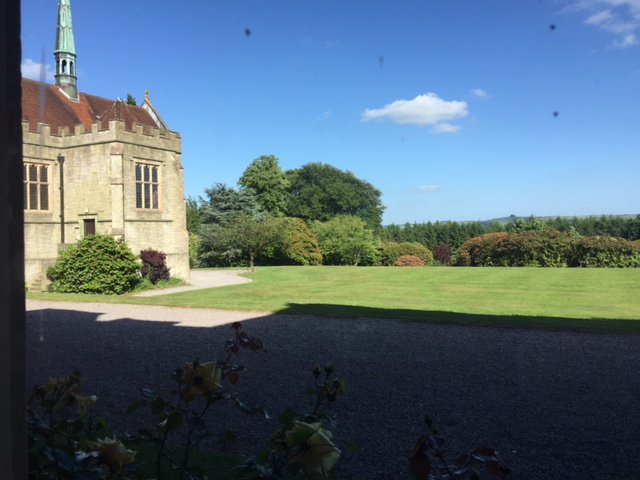 STMShaftesbury's tweet photo. Office with a view ... #dorset #girlsboarding #shaftesbury #idyllicsetting https://t.co/B8kipcwSDU