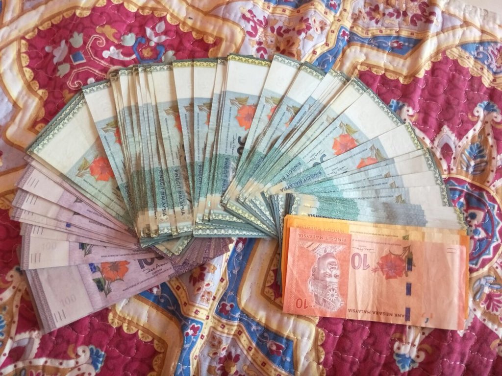 S E N J U On Twitter Rt This For Duit Raya And I Will Pick 10 Lucky Person