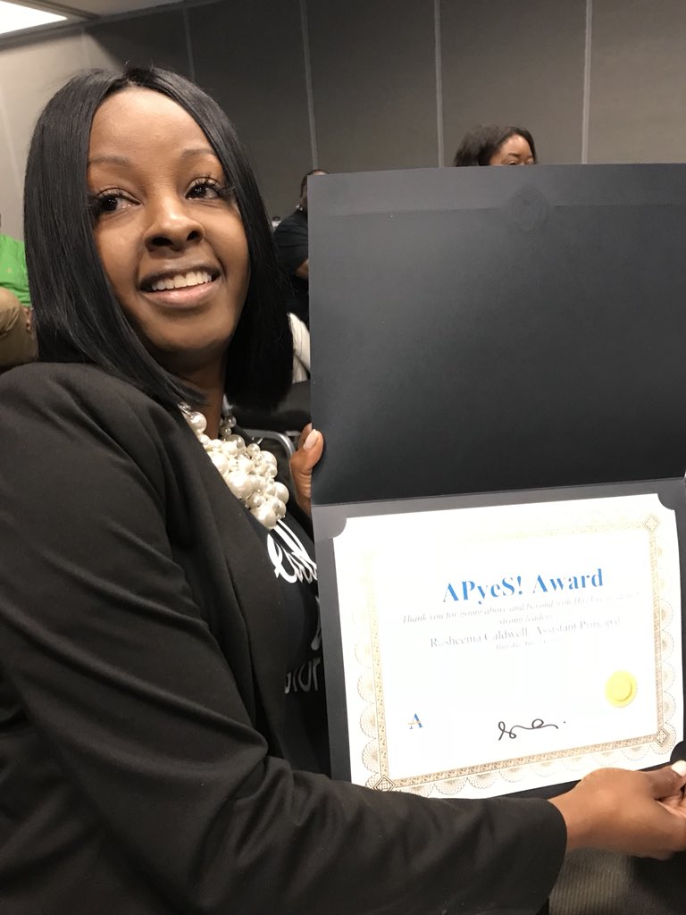 RL_Caldwell's tweet image. Another rewarding experience to be a part of the district’s vision in hiring great talent to lead our schools. Our Organization ROCKS! #HireVue #Mentor @DrEmilyAMassey @CarstarphenMJ @DrEmilyAMassey @AssocSupBattle @AssocSupBrown @apsupdate