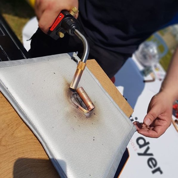 dickie_dyer's tweet photo. We’ve been putting our Burn Barrier to the test using extreme temperatures to melt a copper pipe.
•
The tough multi-layer and multi-material design provides maximum surface protection every time. 🔥🔥🔥 https://t.co/oKXdx058Ra