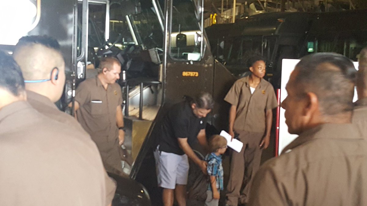 Darren Moore tweet media