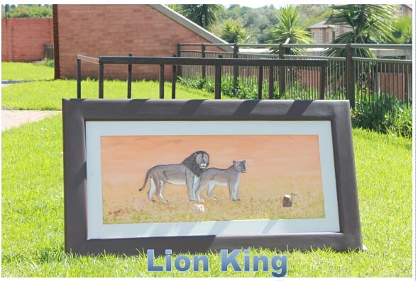 Real3F's tweet image. Lion Kings on display