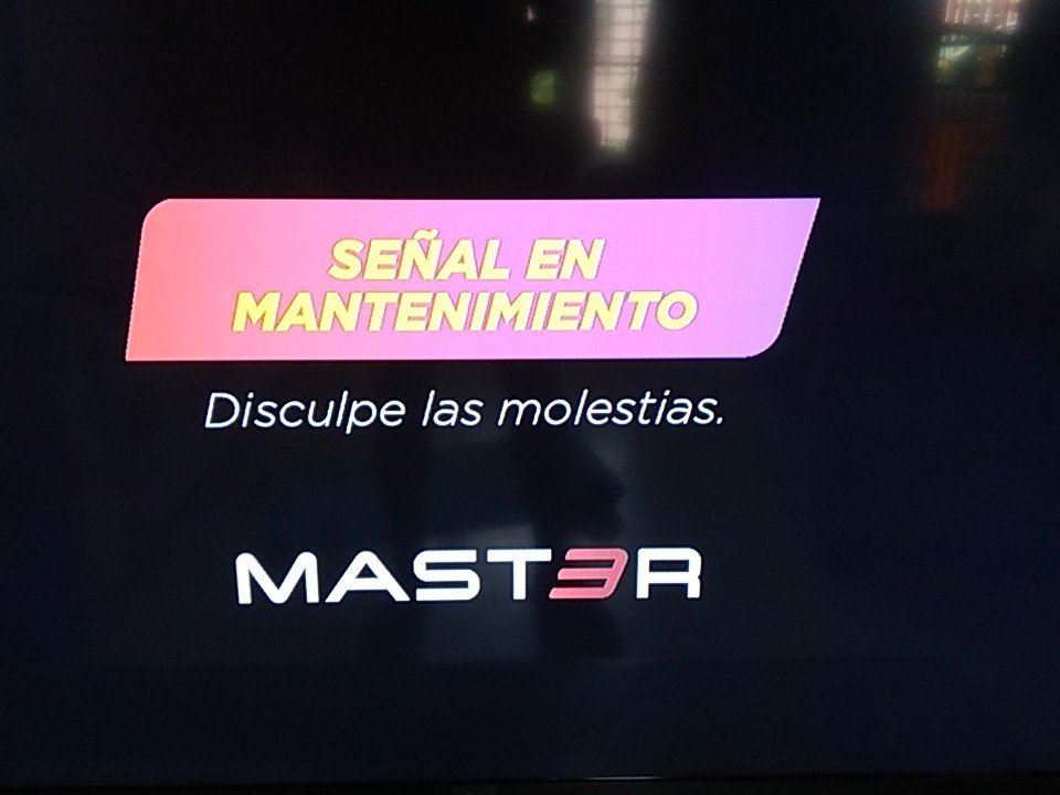 poderparavencer's tweet photo. @CWPanama son una porquería bloquean teoetics canal 7 de Costa Rica, y le ponen disque señal en mantenimiento, todo para pagar para ver el partido desde el extranjero puras bullshits https://t.co/uf0T699aKh