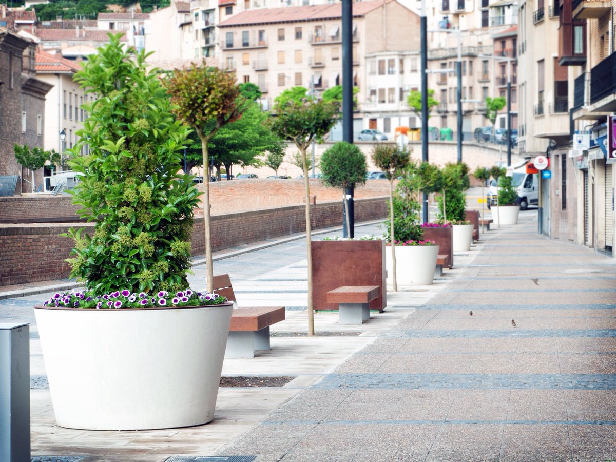 durbanis's tweet photo. Boira planters in Tarazona. Big planters with clean design, for delimit pedestrian zones. https://t.co/8VXaYq7ZgE