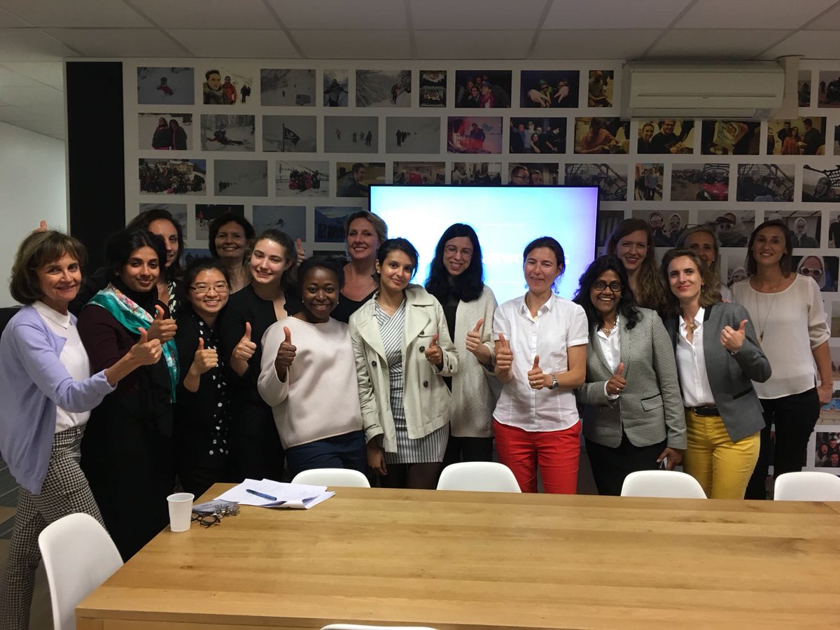 SurayyaTaranum's tweet image. @hbanet_eur @HBAnet #HBAParis rocks with an exceptionally pleasant &apos;Meet the HBA&apos; #networking event on 12 June! Lots of positive energy, and lots of &apos;asks&apos; with multiple &apos;gives&apos; making for a wonderful time to connect, share and grow.  #hbaimpact #4GenParity #pressforprogress