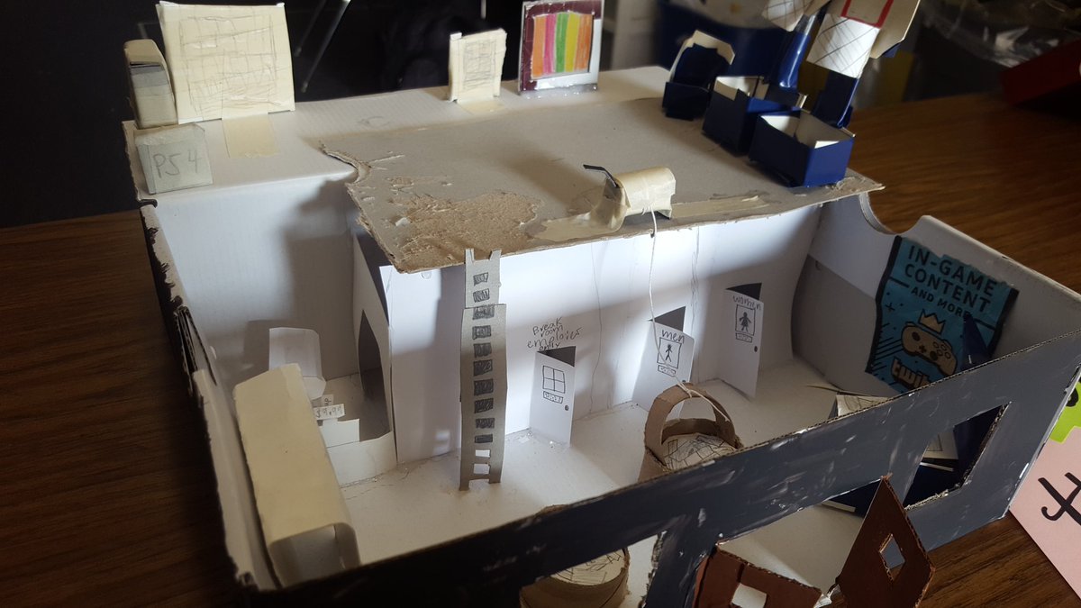 Parkway_ESS's tweet image. The morning students at Parkway ESS have been working hard on creating their very own business. The last step was to create a 3D model. #essrocks