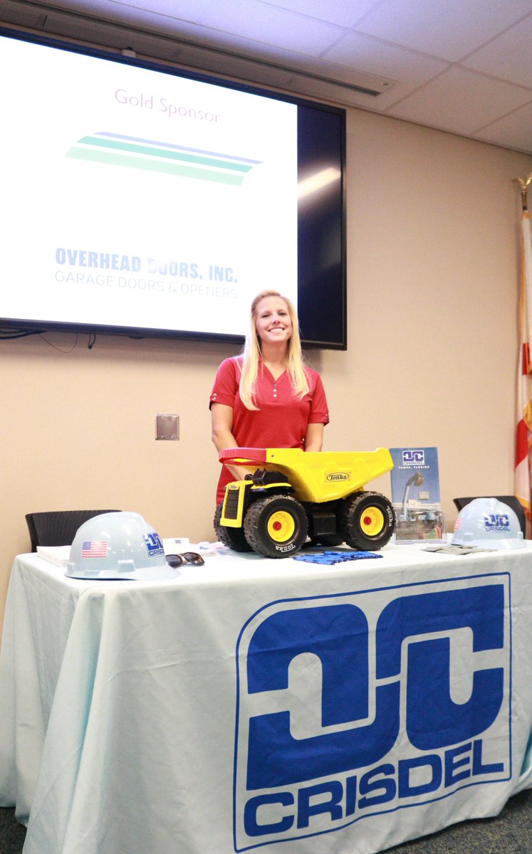 CareerSourceHP's tweet photo. Lots of BIG #opportunity despite all of the adorable toy dump trucks & hard hats! Each companies' display looks AMAZING! Nothing like the swell of excited job-seekers to brighten our morning! #CareerFairs #ConstructionFair #NowHiring #TampaJobs #PinellasJobs https://t.co/9W22fjTwVa